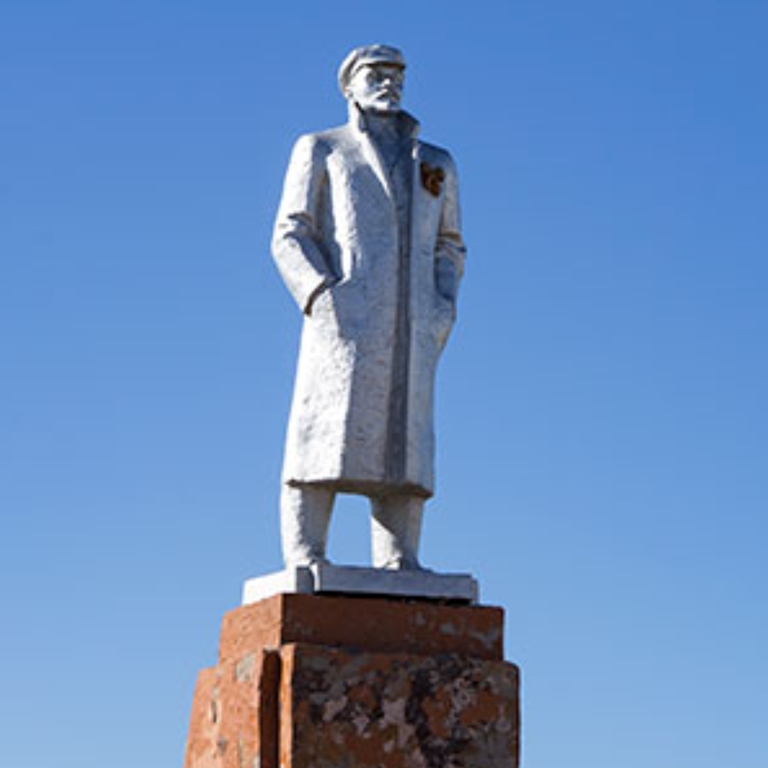 Памятник В.И. Ленину, Аллайховский улус